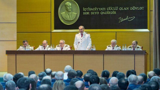 Nazir general-mayoru sərəncama göndərdi