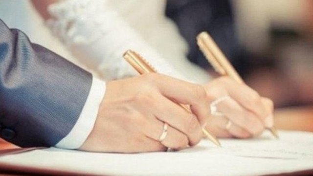 Nikah şəhadətnaməsində qohumluq əlaqələri qeyd olunacaq - Əli Əsədovdan qərar