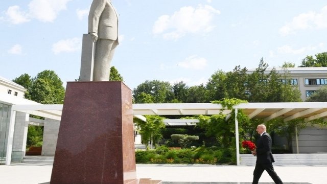 Prezident Mingəçevirə getdi (FOTO)