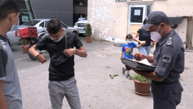 Karantin rejimini pozanlar belə cərimələndi - VİDEO