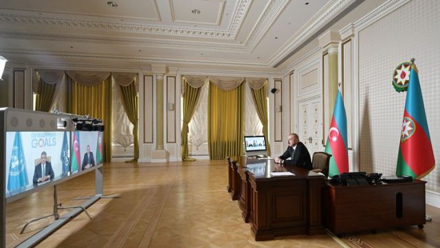 Dövlət başçısı: Hökumətə təlimat vermişəm ki...