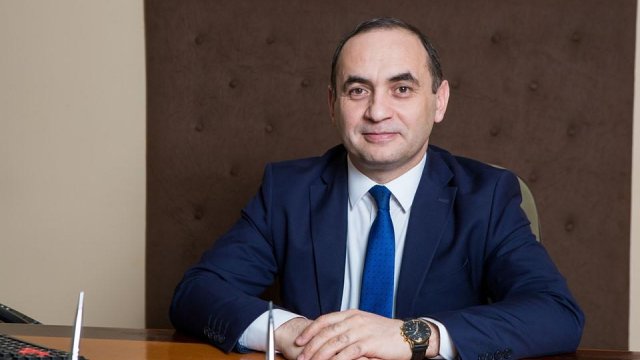 Məscidlərin fəaliyyəti nə zaman bərpa olunacaq? - İlahiyyatçı alim açıqladı