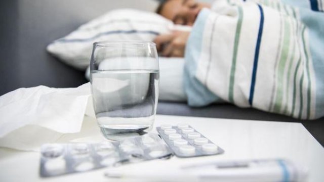 Test vermədən özünü evdə müalicə etmək olmaz -xa0Baş infeksionist