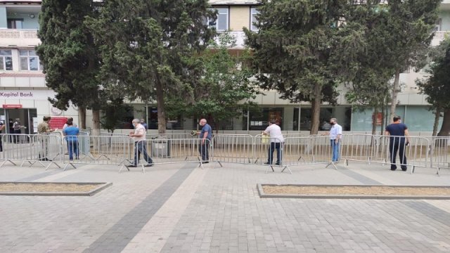 Bakı polisi onları da cərimələdi (FOTO)