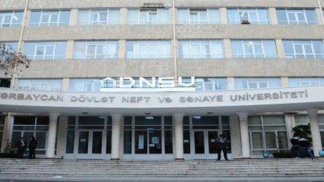 Müəmmalı şirkət bu universitetin üç milyonluq tenderinin qalibi oldu