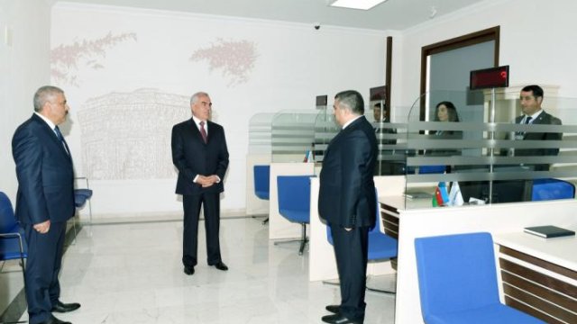 Naxçıvanda yüksək faizlə kredit verən banklar bağlandı