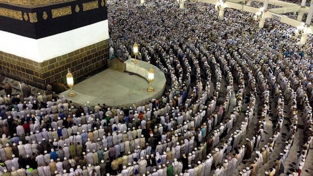 2050-ci ildə dünyada müsəlmanların və xristianların sayı bərabərləşəcək