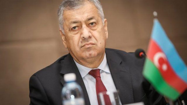 Vahid Əhmədovun ürəyində problem yarandı