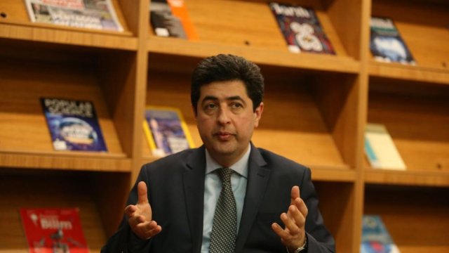 Dəbdəbəli və israfçı toy məclislərindən yaxa qurtarmaq üçün yaxşı fürsətdir - Sosioloq