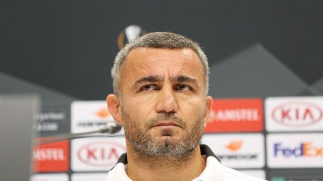 Qurban Qurbanov və oğlu mövsümün ən yaxşı futbolçusunu açıqladı