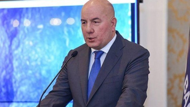 Elman Rüstəmov 3 departament direktorunu vəzifəsindən çıxardı: Digərlərini isə...