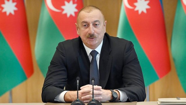 İlham Əliyev nazir müavinini vəzifədən azad etdi