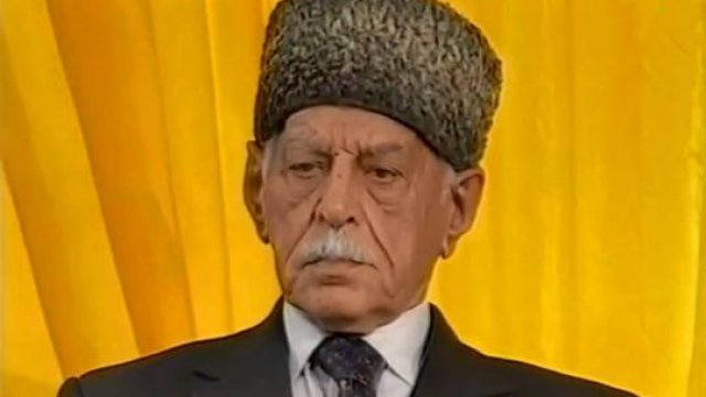 Əliağa Vahidi ölümdən qurtaran dostu - Maraqlı faktlar