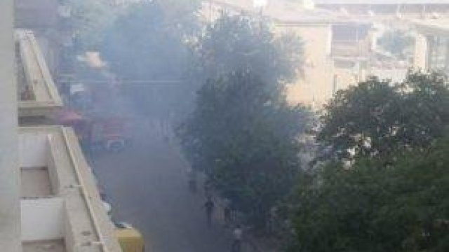 Bakıda tikilməkdə olan bina yanır - FOTO