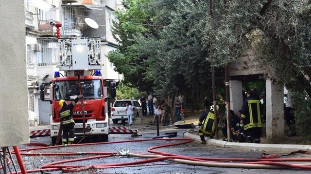 Sumqayıtda yataqxana yandı