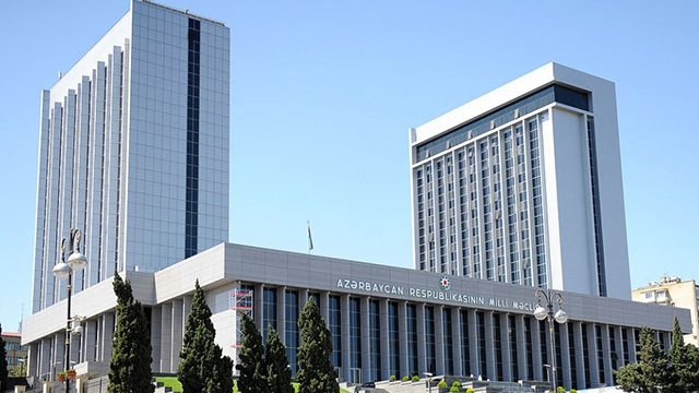 Milli Məclisə dəyən ziyanın məbləği açıqlandı