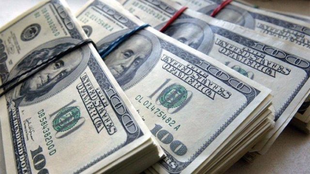 Dollardan kəskin bahalaşma – Bazarlar alt-üst oldu