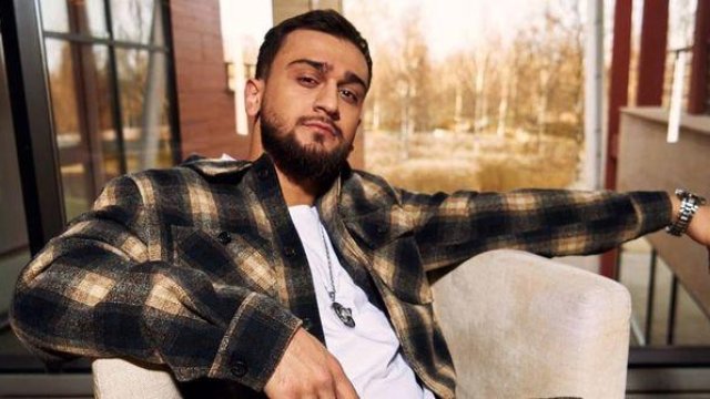 Məşhur azərbaycanlı müğənni: “Vətənimlə fəxr edirəm”