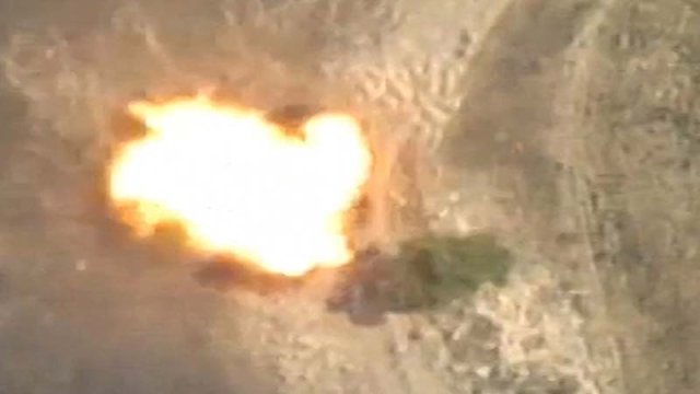 Ermənilərin avtomobil texnikası darmadağın edildi - VİDEO