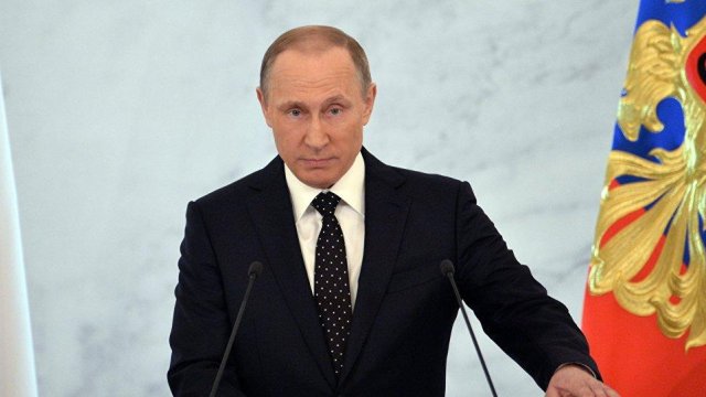 Putin Təhlükəsizlik Şurasını təcili toplayır - Mövzu məxfidir