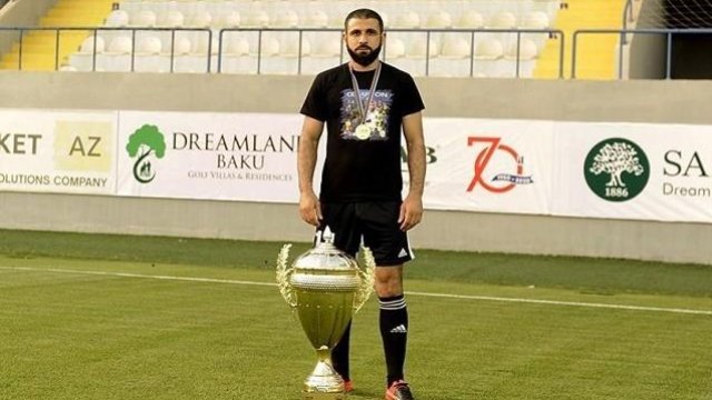 Karyerasını baş məşqçi olaraq davam etdirən azərbaycanlı futbolçular