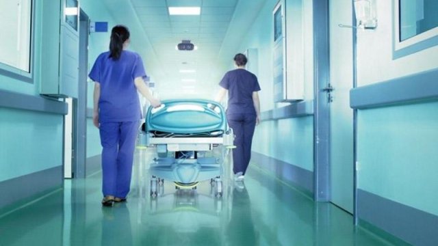 Hansı koronavirus xəstələri xəstəxanaya aparılır? - Nazirlikdən açıqlama