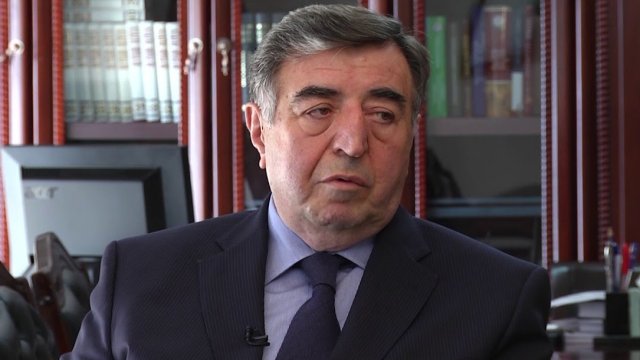 Əhməd Əhmədzadə 27 illik vəzifəsi ilə vidalaşacaq?