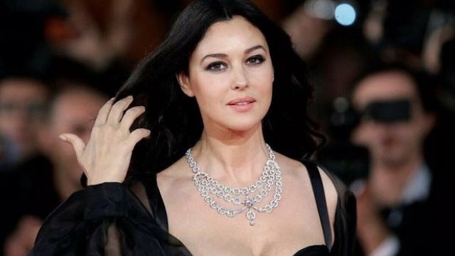 Monika Belluççi pərəstişkarlarını üzdü: 55 yaşda 70 yaşlı kimi görünmək... - FOTO