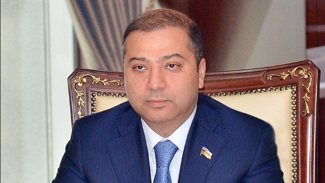 Hacı Salayevin tikdirmək istədiyi otelin yerində ağaclar əkilir - FOTO