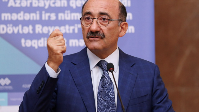 Evimdəyəm və danışmaq istəmirəm - Əbülfəs Qarayev