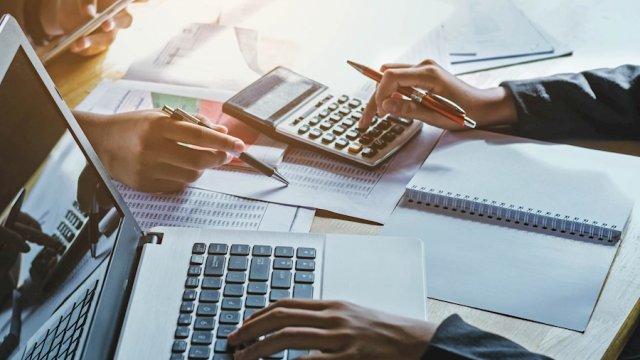 Kimlər riskli vergi ödəyicisi hesab olunacaq? - ŞƏRH