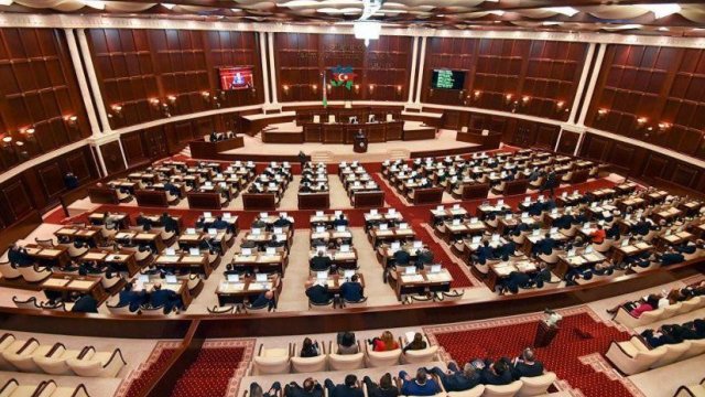 Deputatlar təcili toplanır – Avqustun 5-də
