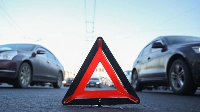 Bakıda zəncirvari qəza: Ölən var