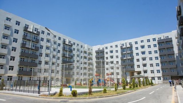 Daha 109 nəfərə mənzil hədiyyə edildi - FOTO