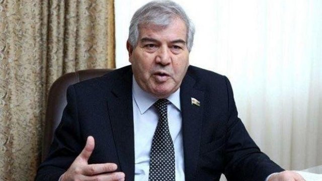Sabir Rüstəmxanlı: “Məmurların hazırladığı siyahılar şübhəlidir”