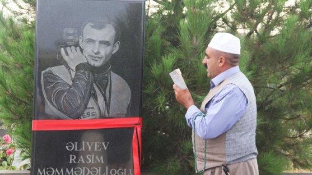 Rasim Əliyevin vəfatından 5 il ötdü (FOTO/VİDEO)