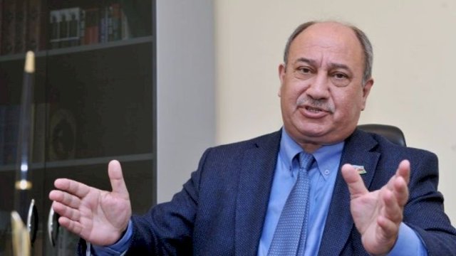 Koronavirusdan müalicə alan Araz Əlizadə başqa xəstəxanaya köçürüldü