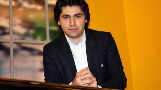 Tanınmış aparıcı ARB-dən GETDİ