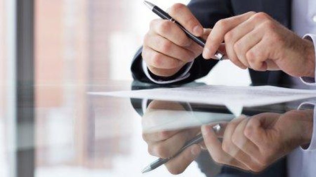 Salyanda mərkəz direktoru işdən çıxarıldı