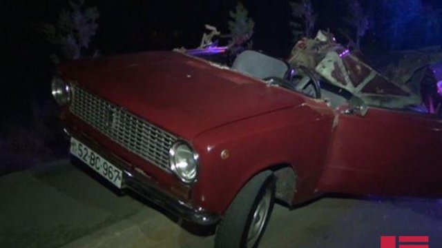 Azərbaycanda daha bir ağır yol qəzası: 2 ölü, 2 yaralı - FOTO
