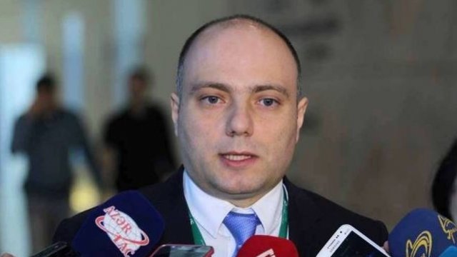 Nazirliyin Aparat rəhbəri İŞDƏN ÇIXARILDI - FOTO