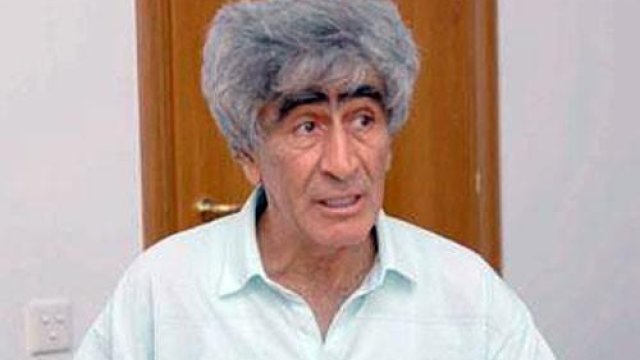 Vaqif Bayatlının vəziyyəti ağırdır - Türkiyəyə gedir