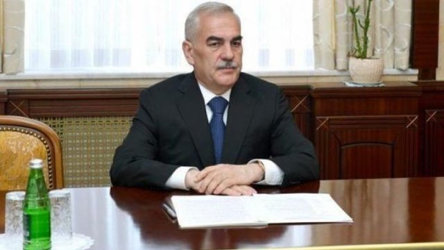 Vasif Talıbov onu təltif etdi - SƏRƏNCAM