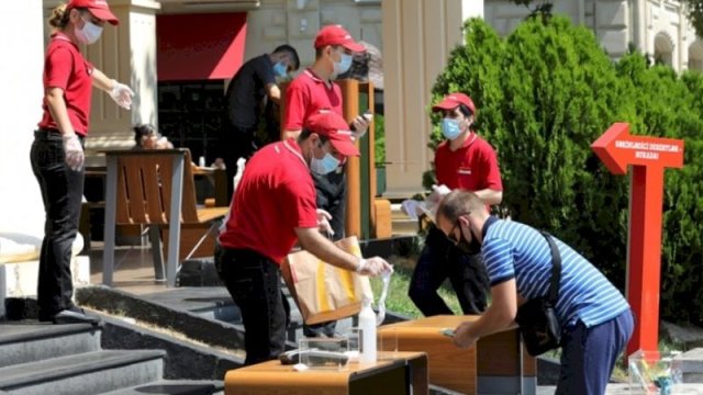 Bakıda kafe və restoranlarda reydlər keçirilir - FOTO