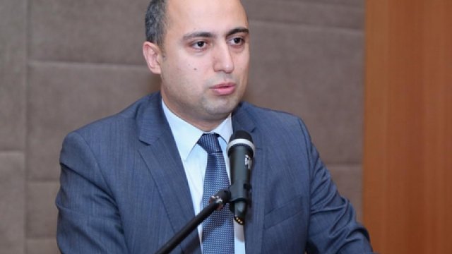 Təhsil naziri özünə daha bir müşavir TƏYİN ETDİ