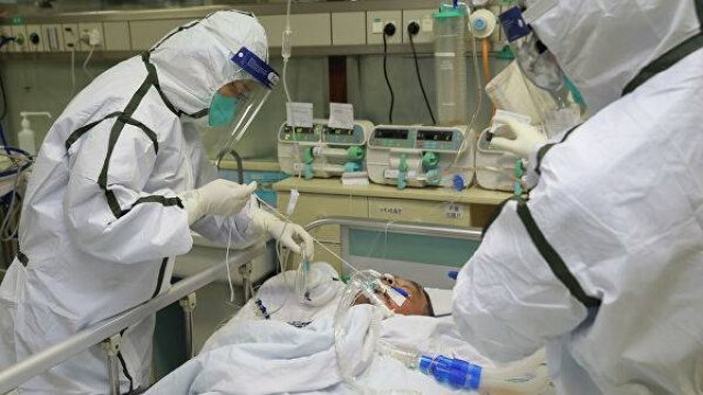 Azərbaycanda həkim və əczaçı xanımı KORONAVİRUSDAN ÖLDÜ - FOTO