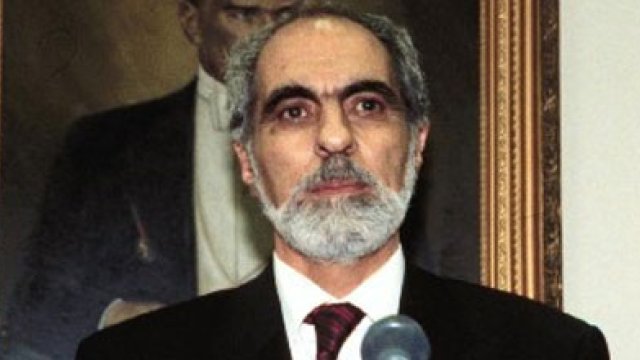 Elçibəyin vəfatından 20 il ötür