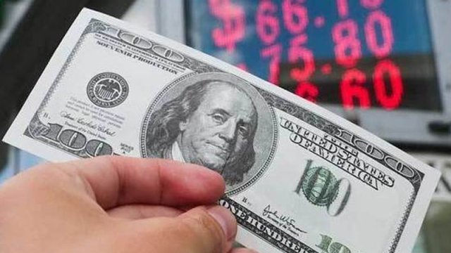 Hesabına səhvən 2,5 milyard dollar köçürüldü – Kuryoz OLAY