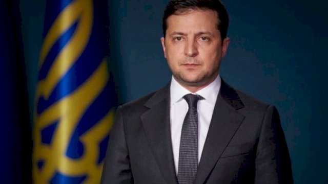 Ukrayna prezidenti azərbaycanlı generalı TƏLTİF ETDİ - FOTO