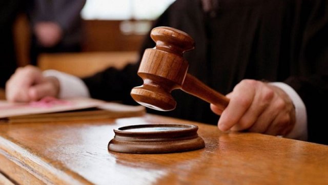 Bakıda şirkət rəhbərinin məhkəməsi başladı